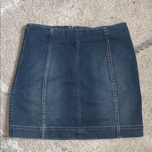 DENIM JEAN MINI PENCIL SKIRT, SOFT, FORM FITTING